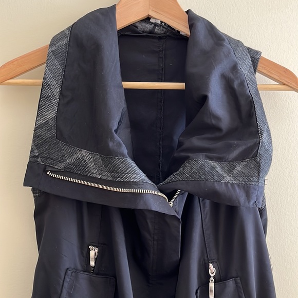 NoLimit Zip Vest - Picture 5 of 6